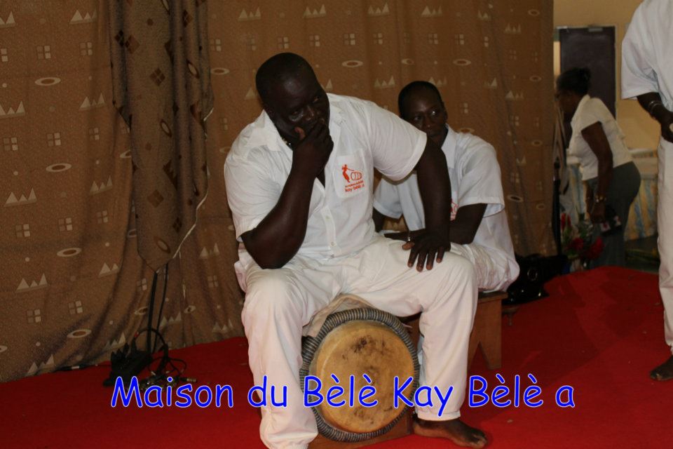 06_quand_l_art_se_fait_-femme_initiation_bele_a_-la_region_10-03-2012