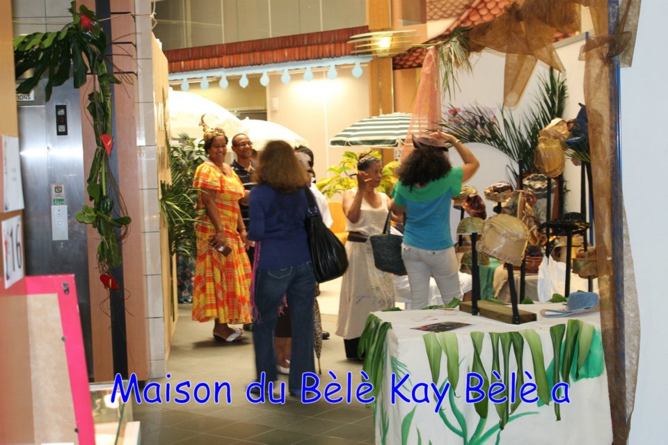 15_quand_l_art_se_fait_-femme_initiation_bele_a_-la_region_10-03-2012