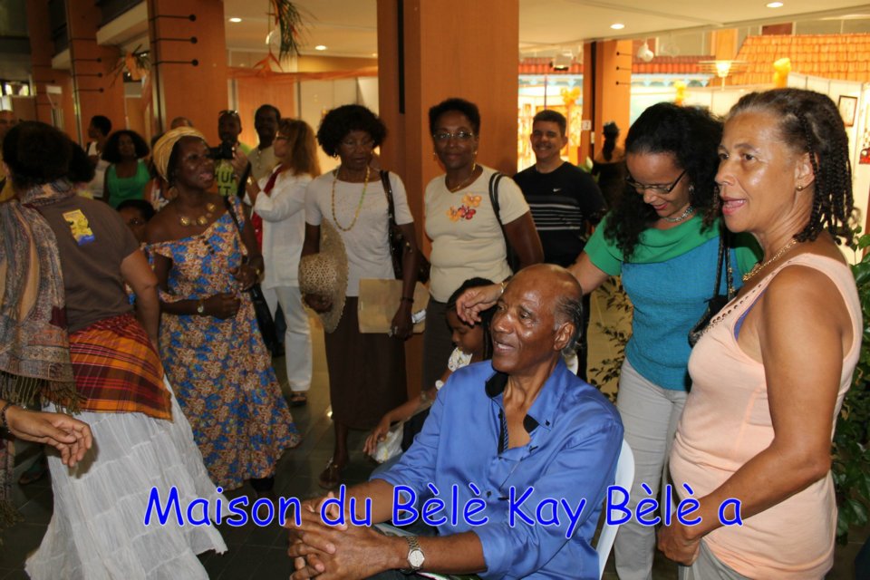 24_quand_l_art_se_fait_-femme_initiation_bele_a_-la_region_10-03-2012