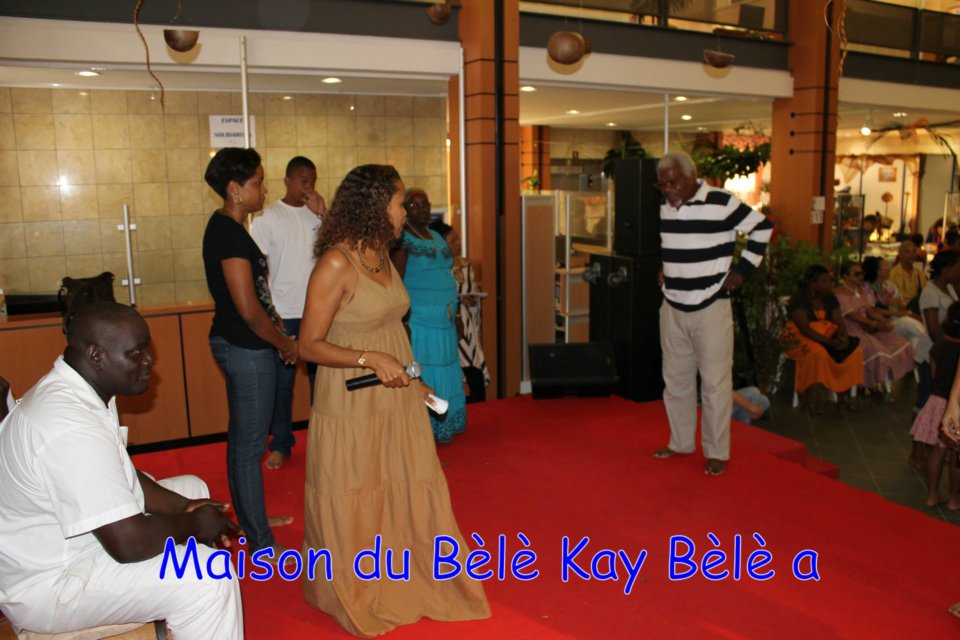 41_quand_l_art_se_fait_-femme_initiation_bele_a_-la_region_10-03-2012