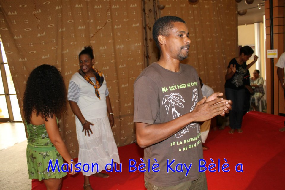 52_quand_l_art_se_fait_-femme_initiation_bele_a_-la_region_10-03-2012