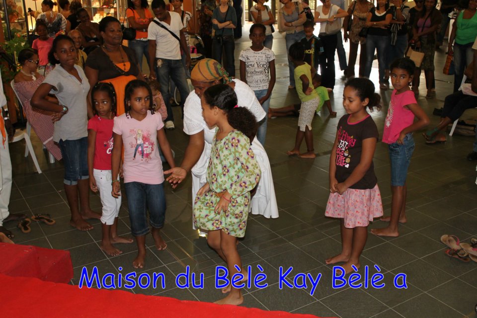 59_quand_l_art_se_fait_-femme_initiation_bele_a_-la_region_10-03-2012